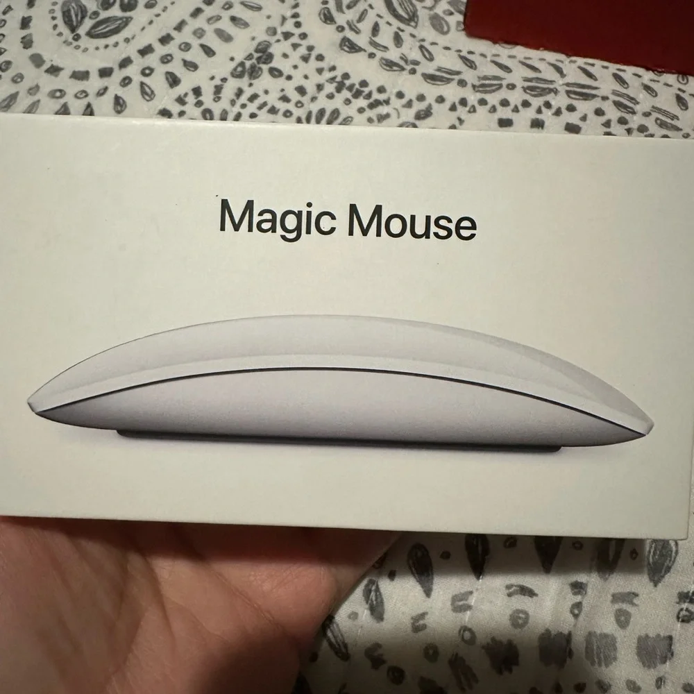 Apple Magic Mouse 2 - MLA02LL/A - Model A1657